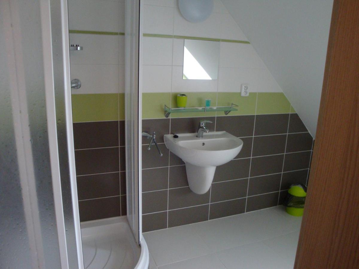Hotel Lazne Evzenie Klášterec nad Ohří Habitación foto