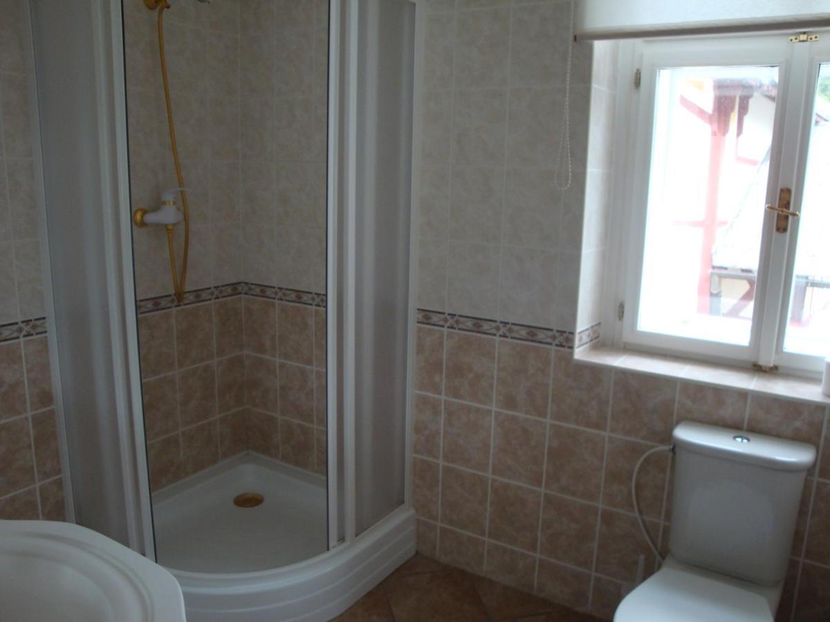 Hotel Lazne Evzenie Klášterec nad Ohří Habitación foto